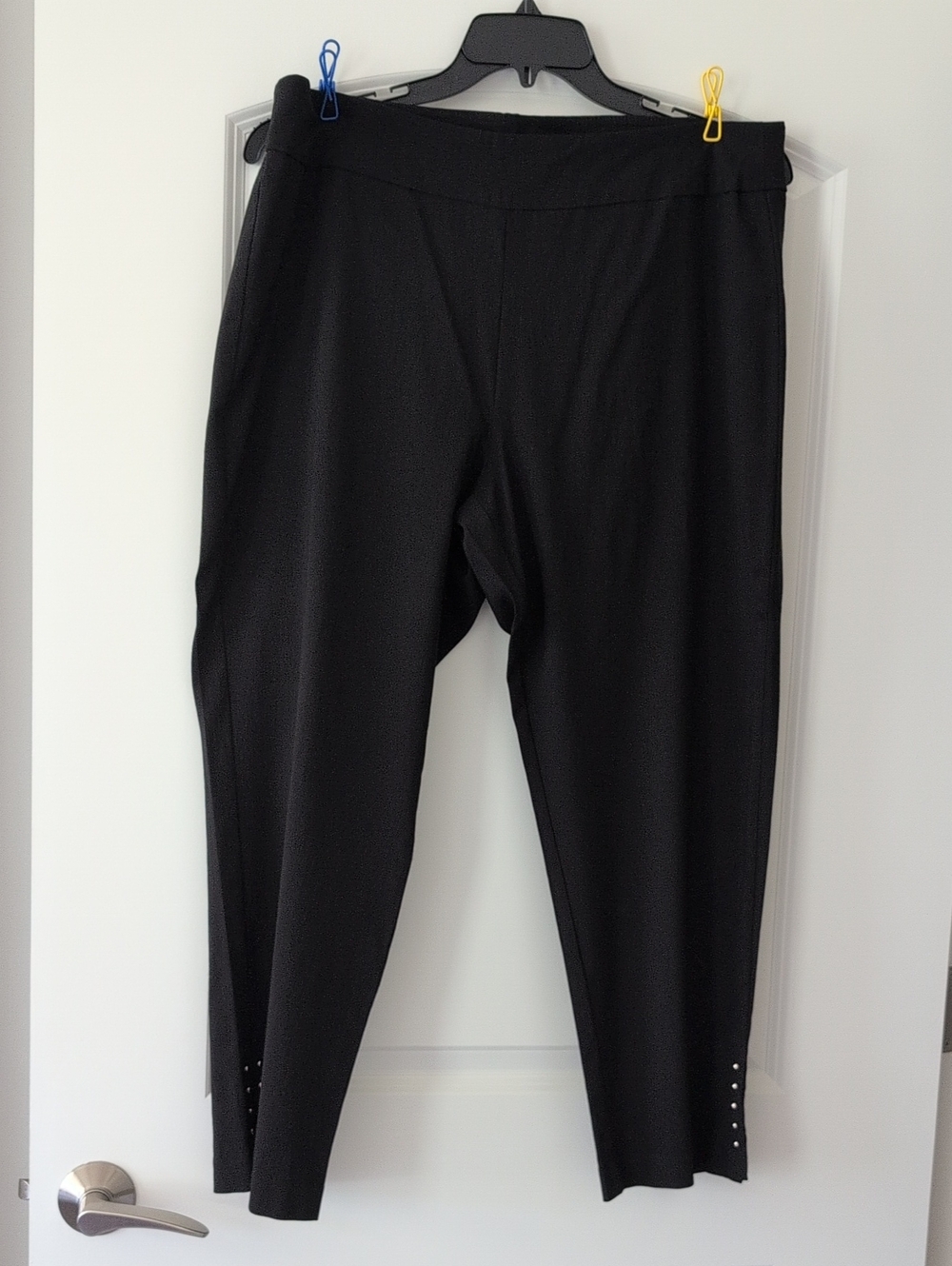 Roz & Ali Black Cropped Ponte Pull-On Pants with Ankle Studs
